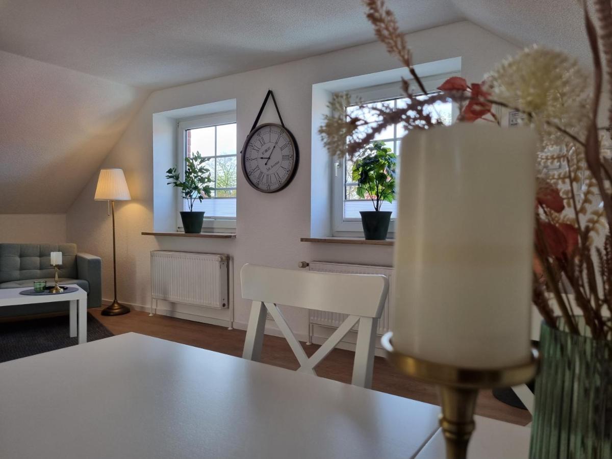 Ferienwohnungen Springer In Schoenefeld Ot Grossziethen Div Apartments Fuer Bis Zu 6 Personen Dış mekan fotoğraf
