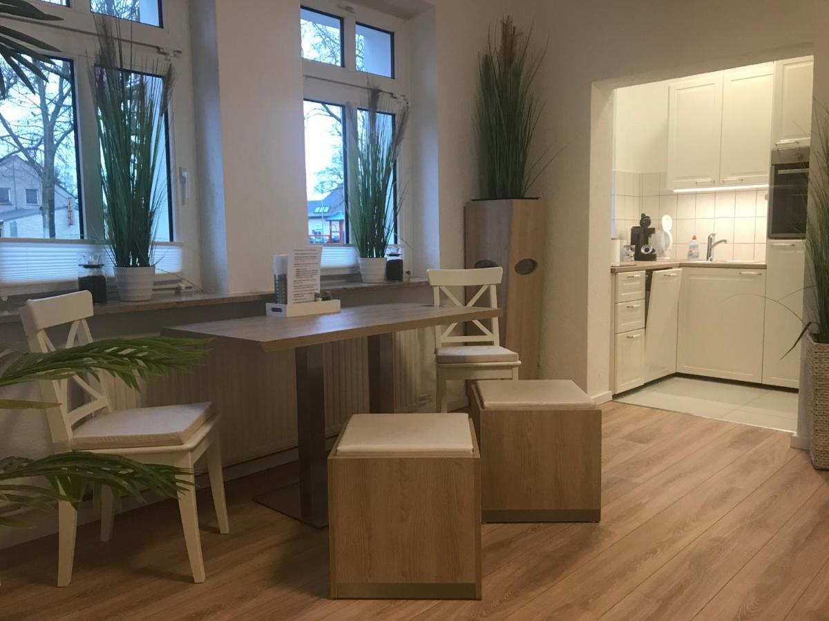 Ferienwohnungen Springer In Schoenefeld Ot Grossziethen Div Apartments Fuer Bis Zu 6 Personen Dış mekan fotoğraf