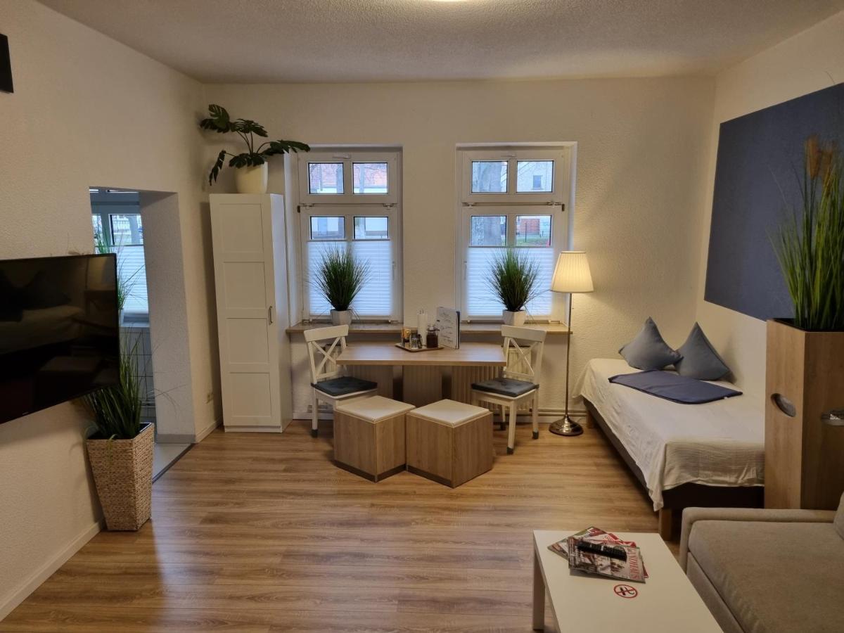 Ferienwohnungen Springer In Schoenefeld Ot Grossziethen Div Apartments Fuer Bis Zu 6 Personen Dış mekan fotoğraf