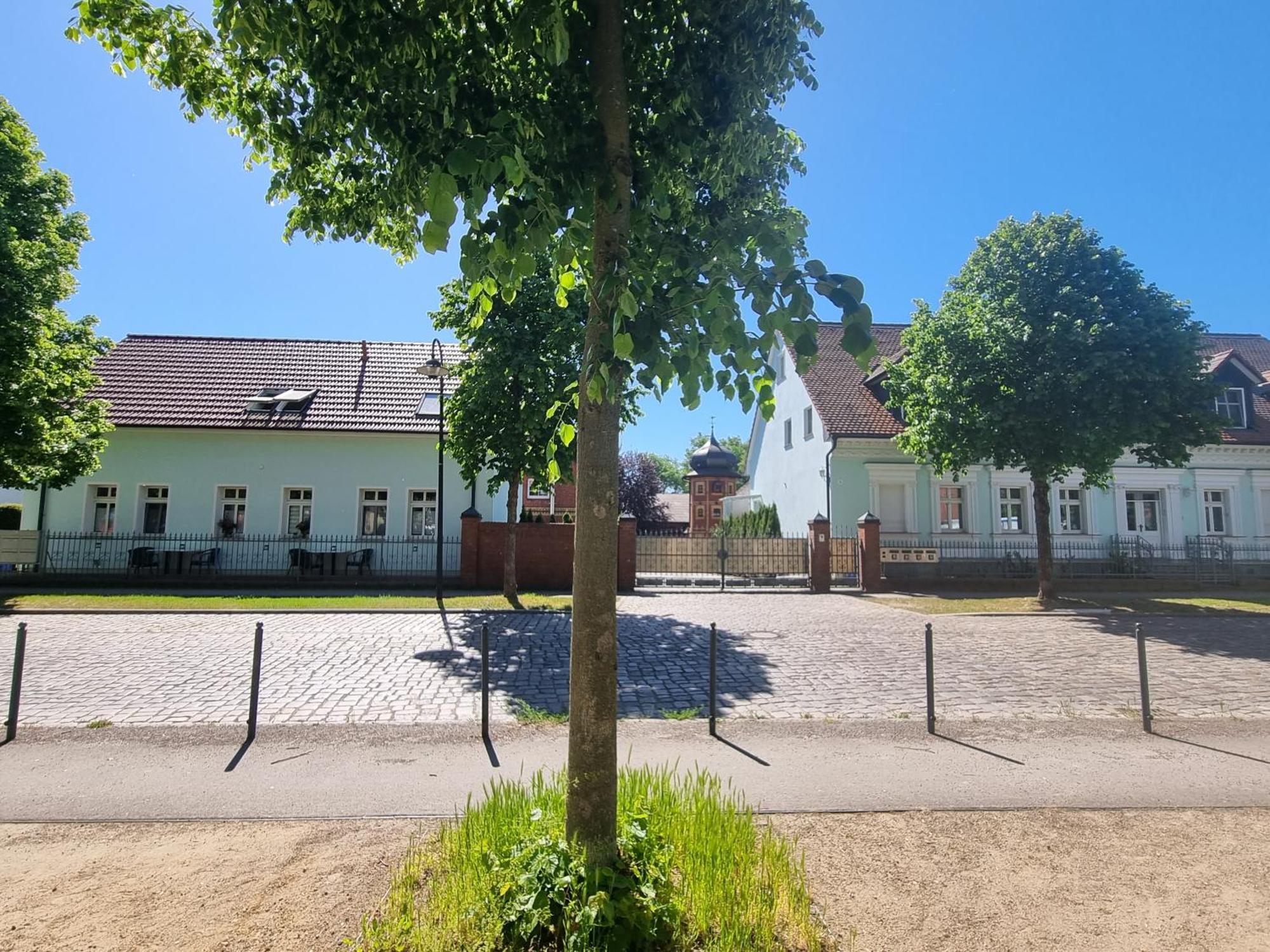 Ferienwohnungen Springer In Schoenefeld Ot Grossziethen Div Apartments Fuer Bis Zu 6 Personen Dış mekan fotoğraf